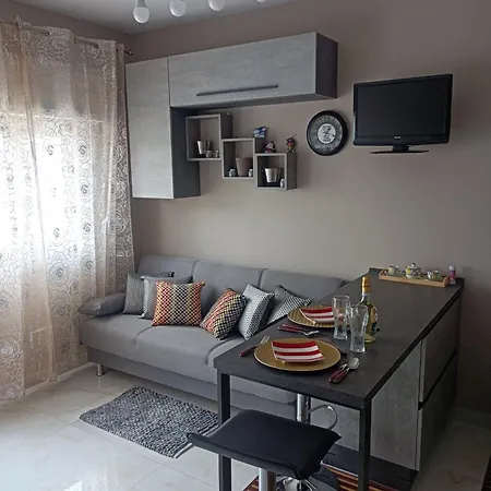 House Benedetta & Gloria Maggiore Appartement