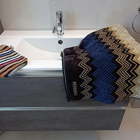 דירה House Benedetta & Gloria On The קסטלטו סופרה טיצ'ינו