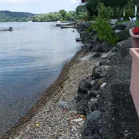 House Benedetta & Gloria On The Апартаменты Кастеллетто-сопра-Тичино